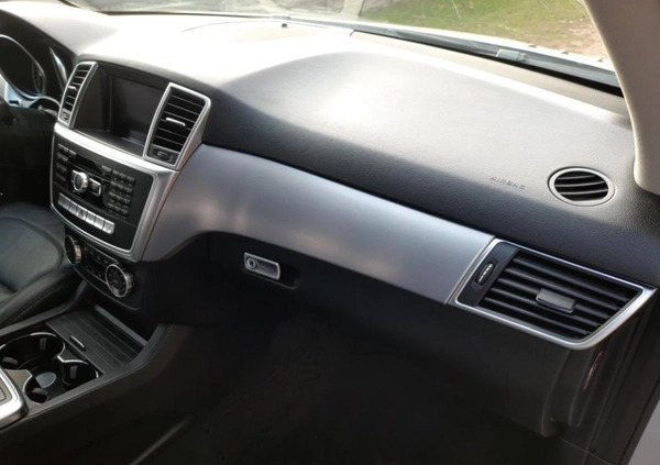 Mercedes-Benz ML cena 27900 przebieg: 98450, rok produkcji 2014 z Giżycko małe 466